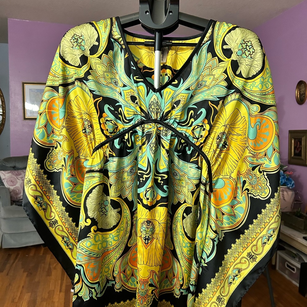 Vibrant Yellow and Black Paisley Kaftan
